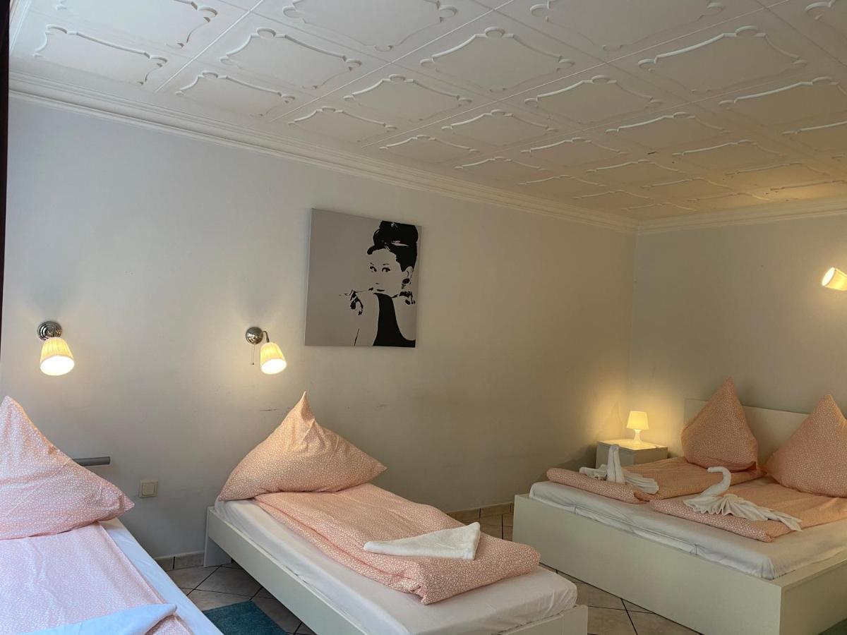Central Shared Apartment, Friesenplatz Keulen Buitenkant foto