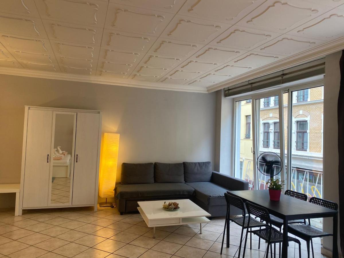 Central Shared Apartment, Friesenplatz Keulen Buitenkant foto