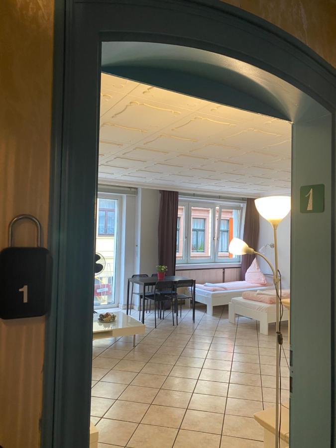 Central Shared Apartment, Friesenplatz Keulen Buitenkant foto