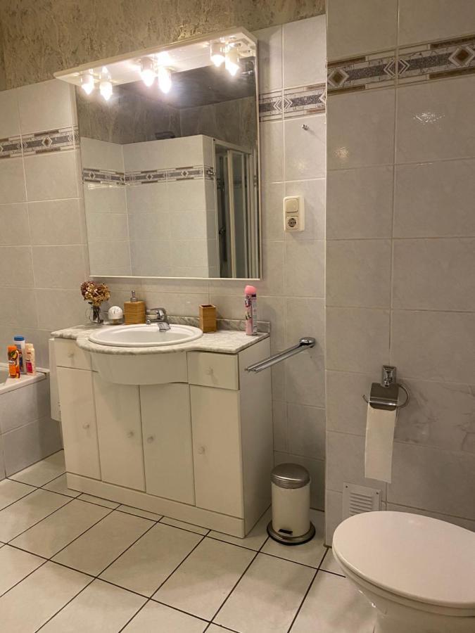 Central Shared Apartment, Friesenplatz Keulen Buitenkant foto